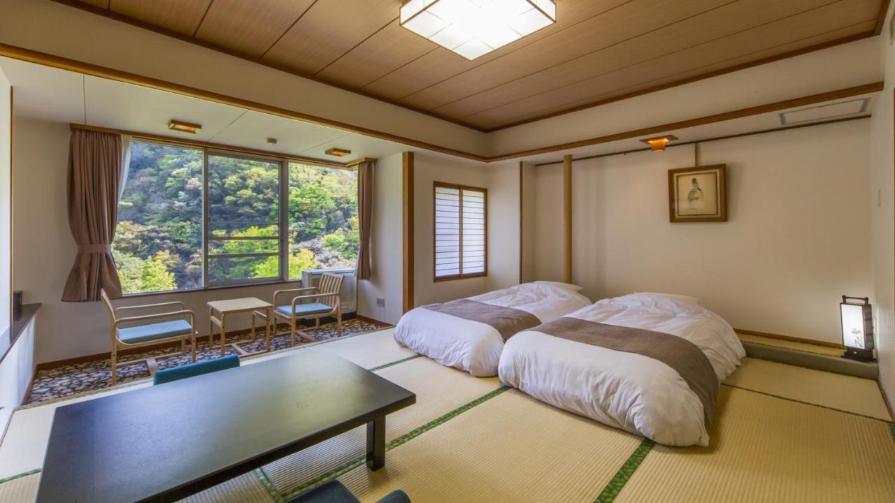 Shimobe Hotel Minobu Eksteriør bilde