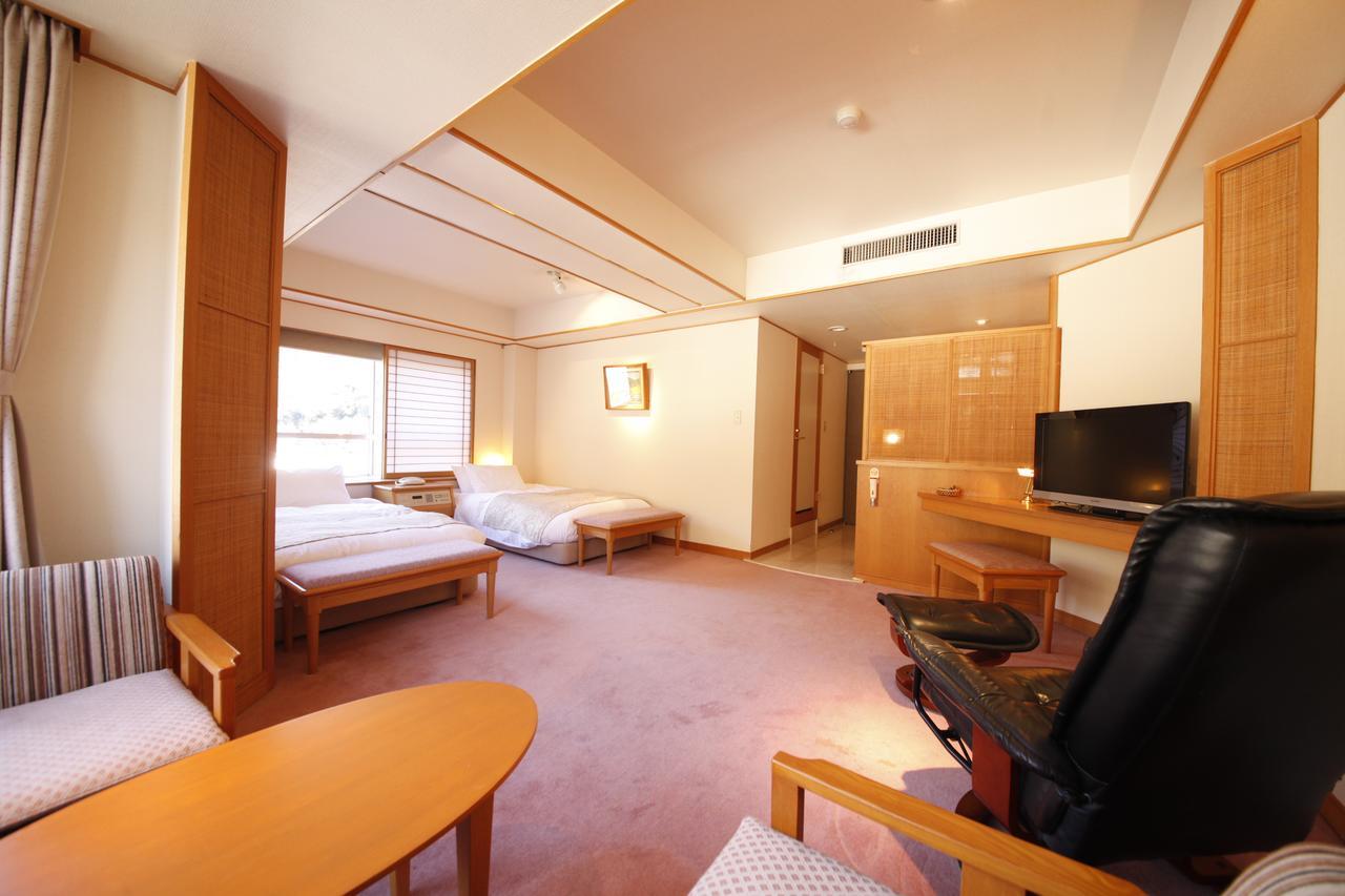 Shimobe Hotel Minobu Eksteriør bilde