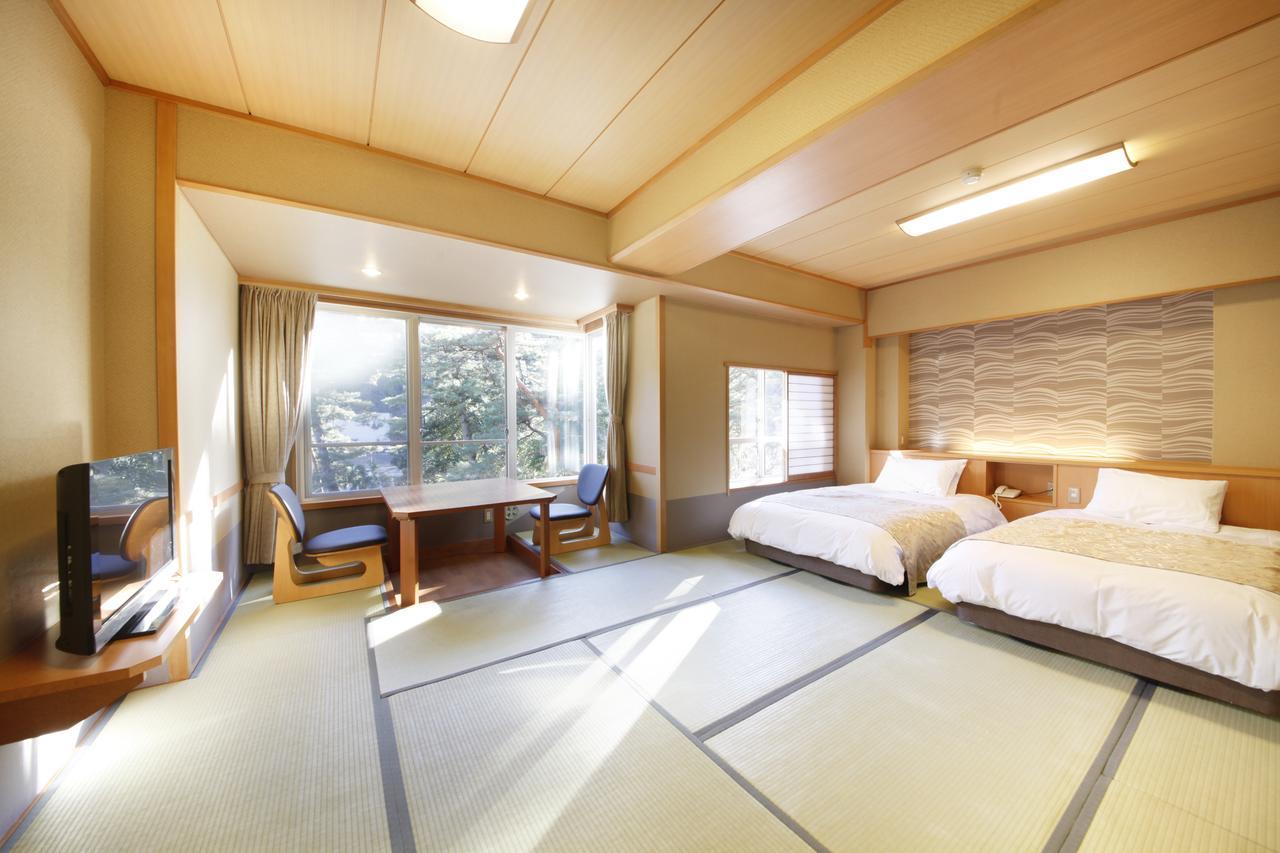 Shimobe Hotel Minobu Eksteriør bilde