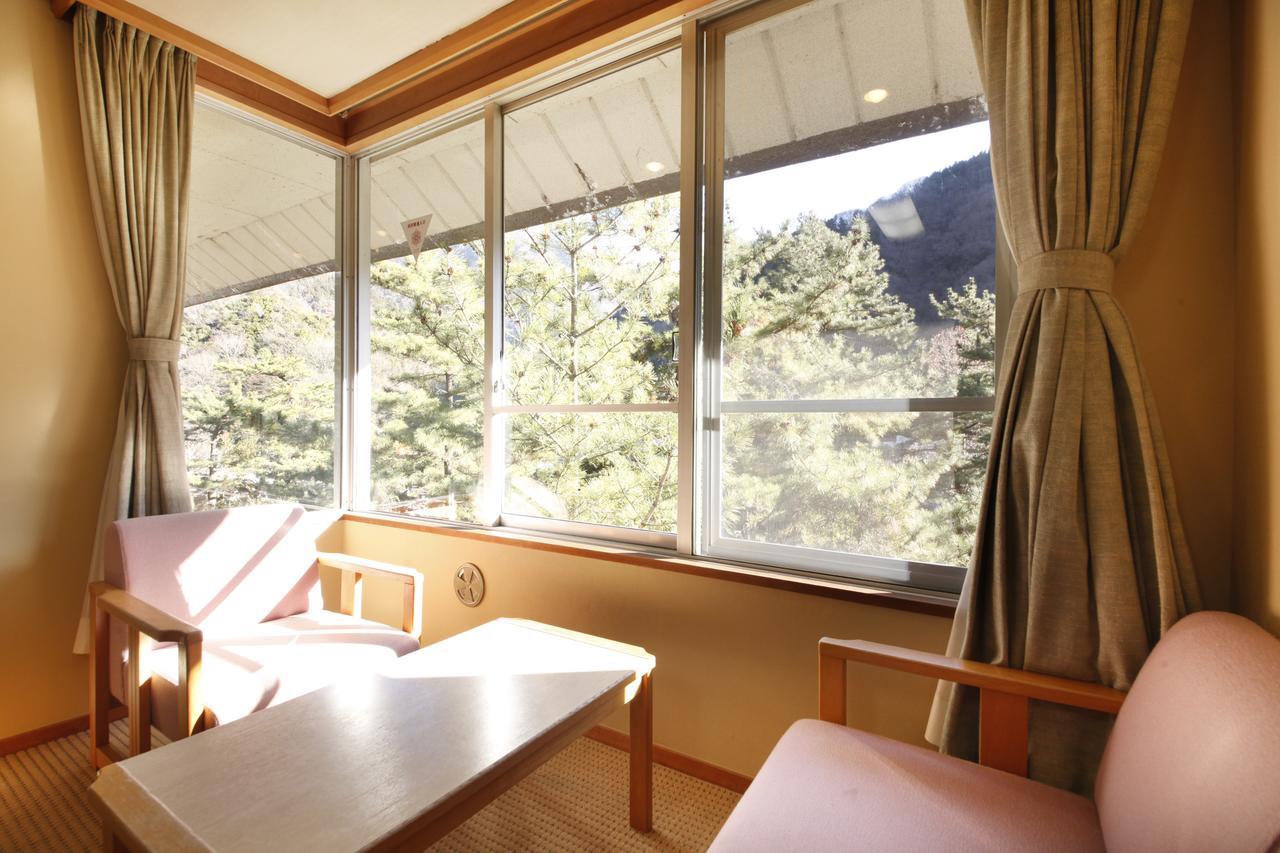 Shimobe Hotel Minobu Eksteriør bilde